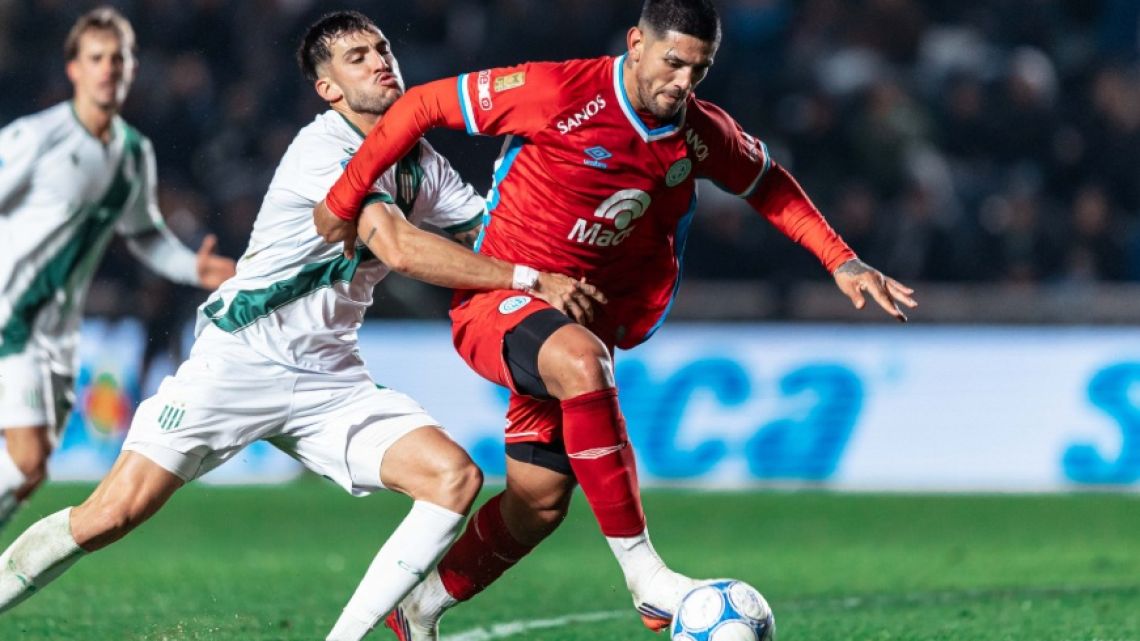 Belgrano consiguió un triunfo clave por 2-0 ante Banfield para acomodarse en la zona B del Clausura