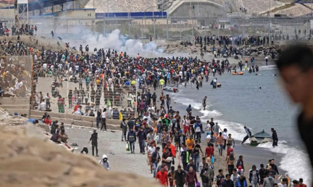 El gobierno de España negó fallas de inteligencia tras el ingreso masivo de migrantes de Ceuta