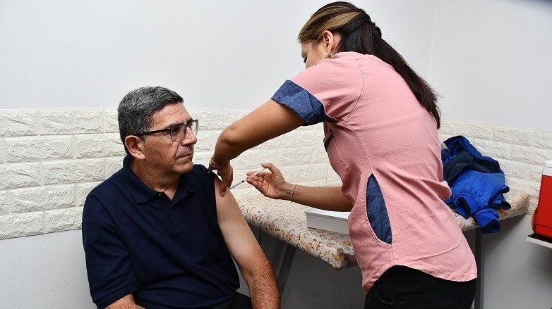 Salud pone el foco en una segunda dosis para reforzar la protección contra el dengue