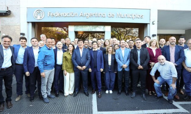 Intendentes de todo el país rechazaron la ley de Tierras y alertaron por la extranjerización del territorio