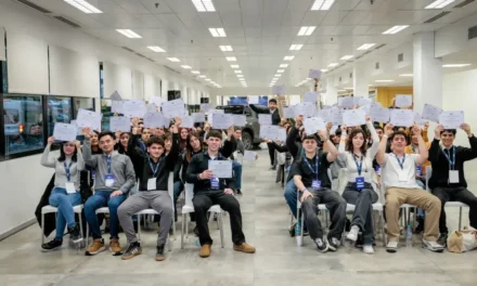Ford impulsa el talento joven y abre nuevas oportunidades laborales en el mundo tecnológico