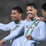 Alerta por Lo Celso: no juega en Betis, arrastra molestias y su futuro es una incógnita