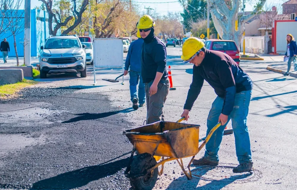 Rivadavia pone en marcha la repavimentación de calle Reconquista con una obra por etapas