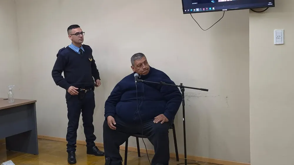 “Ernestito” Villavicencio enfrenta una audiencia clave tras una denuncia por abuso sexual