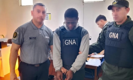 Detuvieron en Sarmiento a un hombre buscado por Interpol que viajaba rumbo a Jujuy