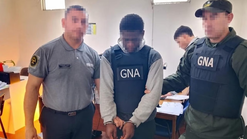 Detuvieron en Sarmiento a un hombre buscado por Interpol que viajaba rumbo a Jujuy