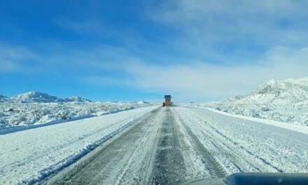 Advierten por hielo y bancos de niebla en rutas: piden extremar los cuidados al conducir