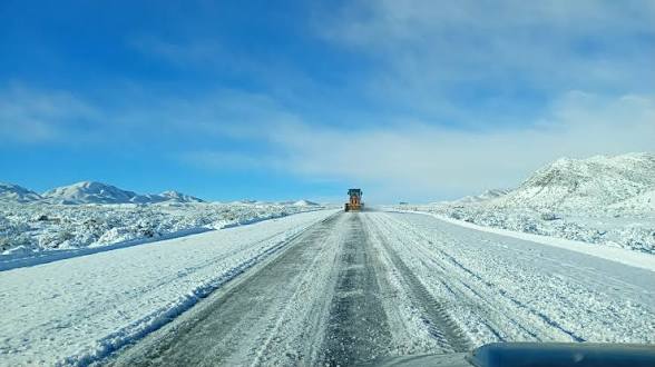 Advierten por hielo y bancos de niebla en rutas: piden extremar los cuidados al conducir