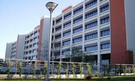 Analizan aplicar el protocolo nacional para garantizar un servicio mínimo durante el paro docente
