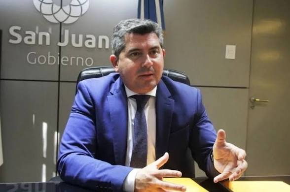 El gobernador Marcelo Orrego acompañará la misa en memoria de las víctimas de la tragedia aérea