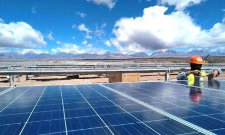 Iglesia apuesta por la energía solar con un parque que almacenará electricidad en baterías