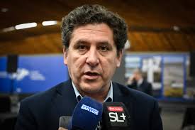 Fernández defendió el acuerdo con Vicuña y puso sobre la mesa los antecedentes de la minería