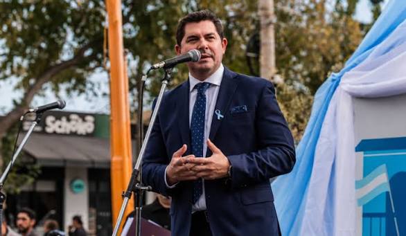 El gobernador Orrego tendrá una mañana con homenaje a San Martín y novedades para la Policía