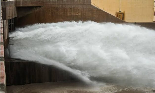 El Dique de Ullum abrió su descargador de fondo en una maniobra clave para mantener el embalse