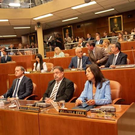 Fuerte rechazo del PJ a los acuerdos con Vicuña y por las rutas
