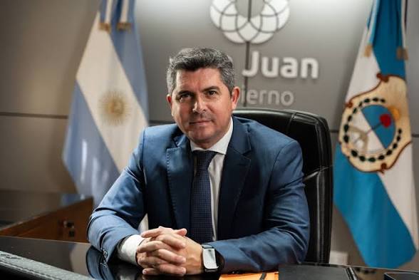 Ranking de gobernadores: Orrego se mantiene entre los gobernadores mejor valorados