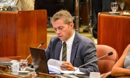 El diputado Gustavo Usín cuestionó al PJ por no acompañar el acuerdo minero: “Han votado en contra de San Juan”