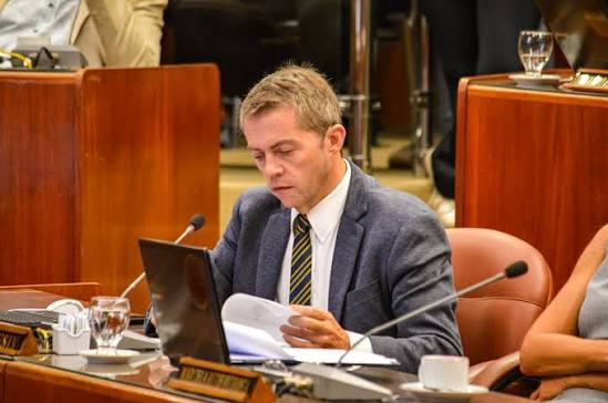 El diputado Gustavo Usín cuestionó al PJ por no acompañar el acuerdo minero: “Han votado en contra de San Juan”