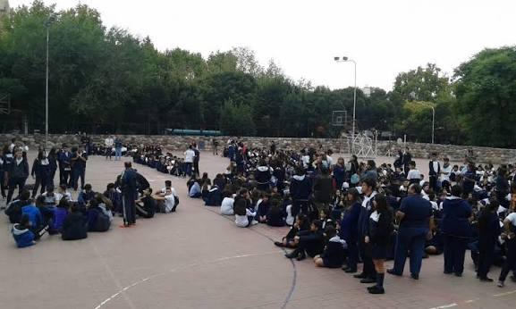 Preparan un simulacro de terremoto en todas las escuelas para enseñar cómo actuar ante una emergencia