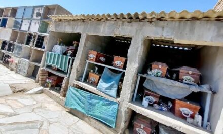 Vandalismo en el cementerio de Caucete: denuncian destrozos y reclaman respuestas