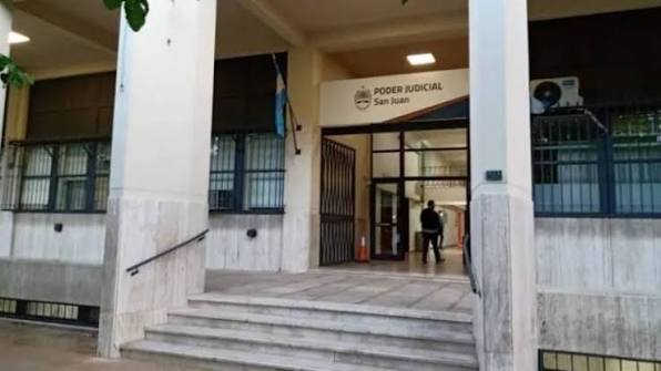 Lo investigaban por encubrimiento y acordó tareas comunitarias para evitar el juicio