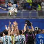 “Sos eterno”: los compañeros de Messi despidieron al capitán tras su adiós a la Selección