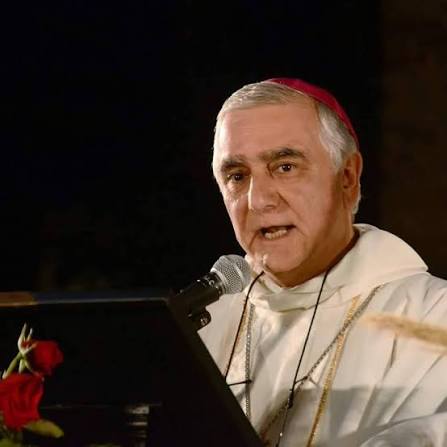 «La muerte no nos paraliza»: el fuerte mensaje del arzobispo en homenaje a los cuatro servidores públicos