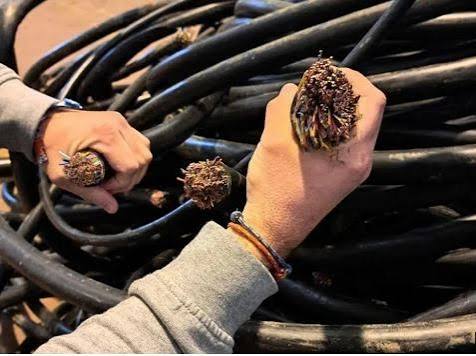 Intentaron robar cables de media tensión en una empresa de Chimbas y terminaron condenando a uno de ellos