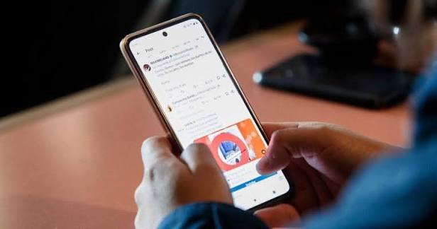 «El celular va apagado en la mochila»: el Colegio San Francisco restringió su uso y ya observa cambios en la convivencia