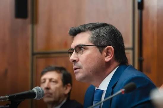 Orrego despidió a los cuatro funcionarios y destacó: «Su compromiso y su ejemplo permanecerán para siempre»