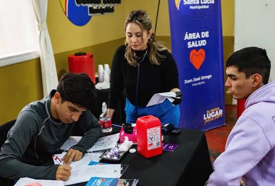 Santa Lucía lleva «La Muni en tu Barrio» a la Plaza del Barrio Gendarme