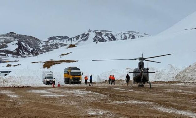 El Gobierno reforzará los controles sobre los vuelos oficiales: el antecedente de 11 helicópteros siniestrados en la cordillera