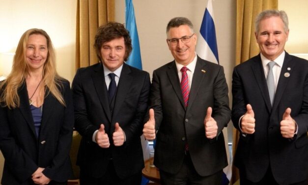 Javier Milei mantuvo una bilateral con el canciller de Israel durante su visita a Colombia