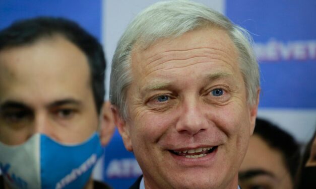 Chile aprobó la mega reforma económica de José Antonio Kast, pero su entrada en vigor enfrenta nuevos obstáculos