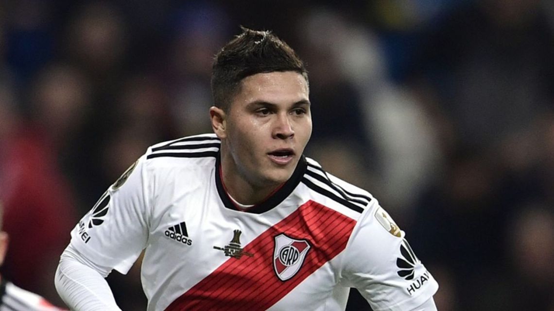 Stéfano Di Carlo explicó la salida de Juanfer Quintero de River: «El club lo acompañó con esa rescisión»