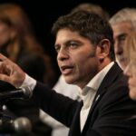 Después de empujar a millones, el Presidente les echa la culpa