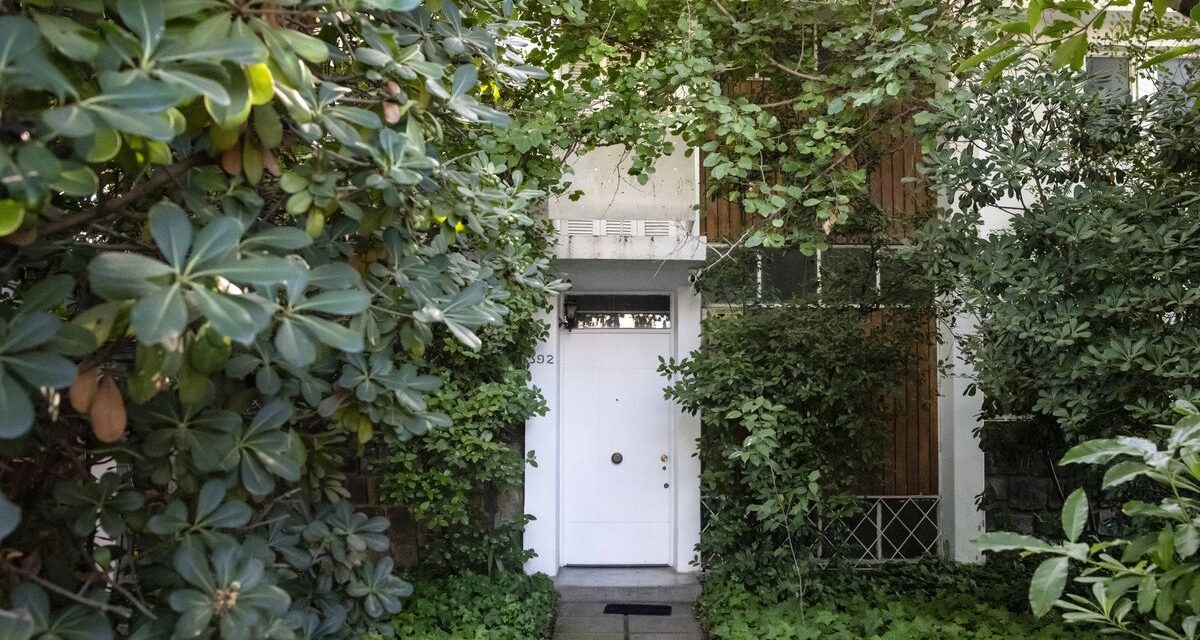 La casa de Salvador Allende que Chile no pudo convertir en museo ahora será una oficina