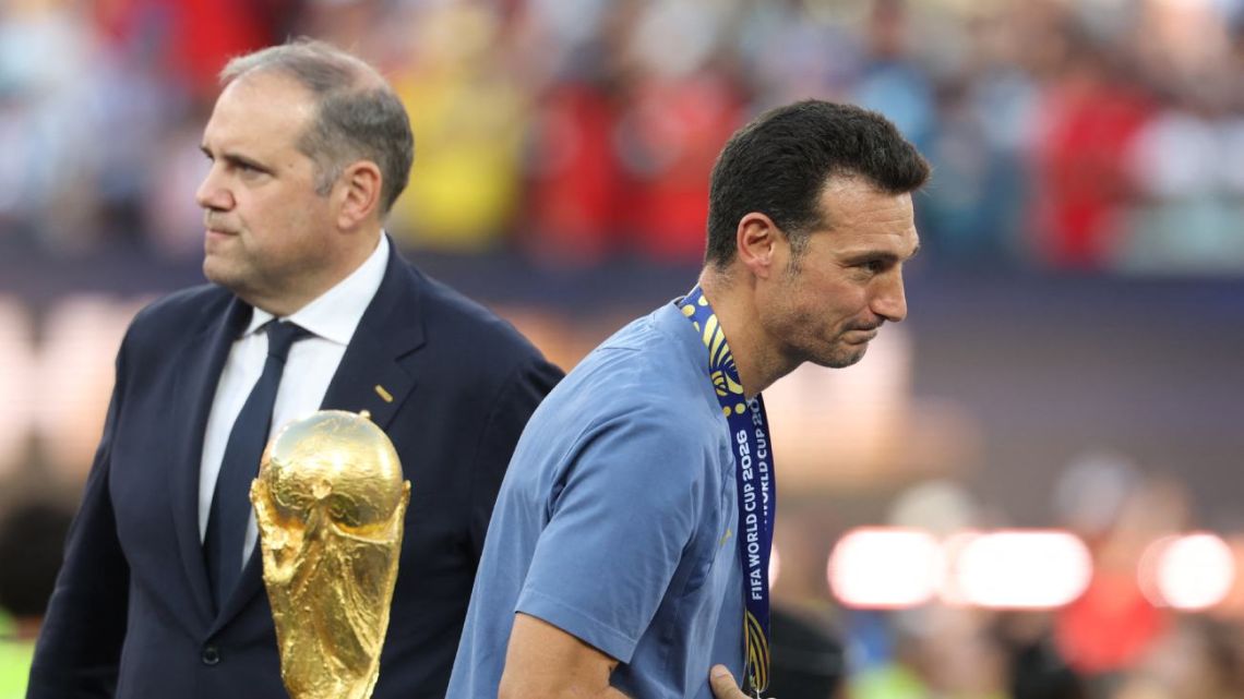 Tres lesionados, Lionel Scaloni en búsqueda de los penales y un cruce con Dibu Martínez: la nueva versión sobre la final del Mundial 2026
