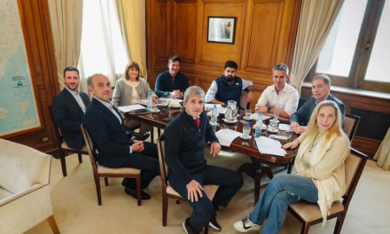 El Gobierno reúne a la mesa política y Diego Santilli recibe a gobernadores para avanzar con la agenda legislativa