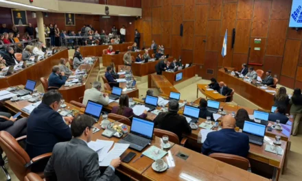 Los peronistas que votaron a favor del acuerdo con Vicuña y ayudaron a darle una amplia mayoría al Gobierno