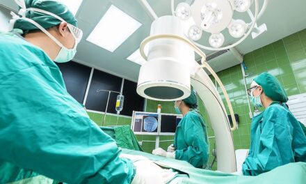 Así fue la primera cirugía cerebral asistida con inteligencia artificial en tiempo real