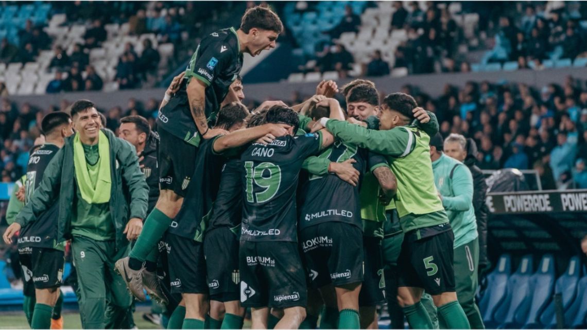 Racing vs Banfield: la Academia cayó 1-0 en el Cilindro y sumó su tercera derrota consecutiva