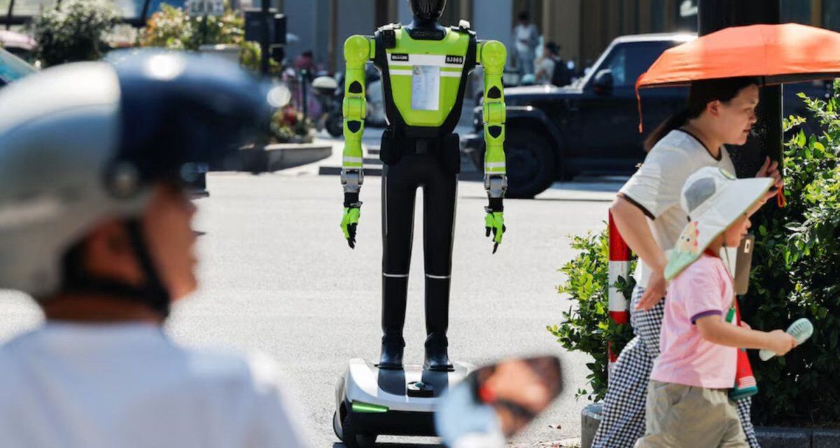 Androides ya patrullan las calles, pero sin poder de detención
