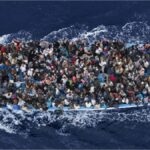 España desarticuló una de las mayores organizaciones de tráfico de inmigrantes del Mediterráneo