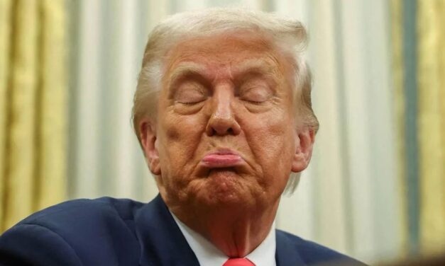 Burlas y provocación de Irán contra Donald Trump tras el anuncio de cese de ataques: «El tonto se quedó sin fuerzas»