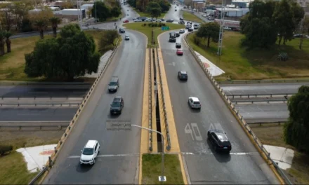 Orrego acelera las obras con fondos mineros: anunció un nuevo nodo vial en el Acceso Sur