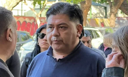 La familia de Uriel Ríos marchó a Tribunales y pidió esclarecer el crimen