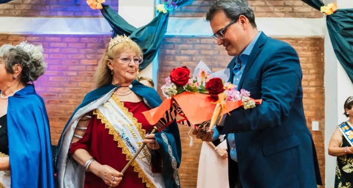 Susana Castro fue elegida Reina Departamental del Adulto Mayor de Rawson