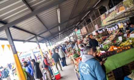 La Feria y Mercado de Abasto celebró 70 años con un museo, música y un mural