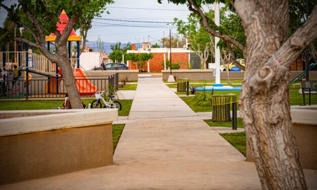 Santa Lucía renovó la Plaza del Milagro con nuevas luces, juegos y espacios inclusivos